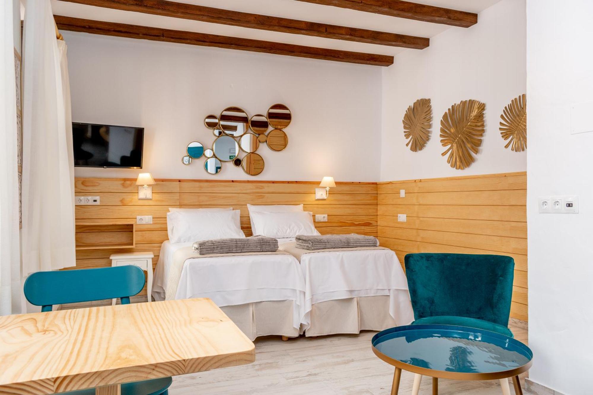 Casa Del Patio - Boutique Apartments (Adults Only) เอสเตโปนา ภายนอก รูปภาพ