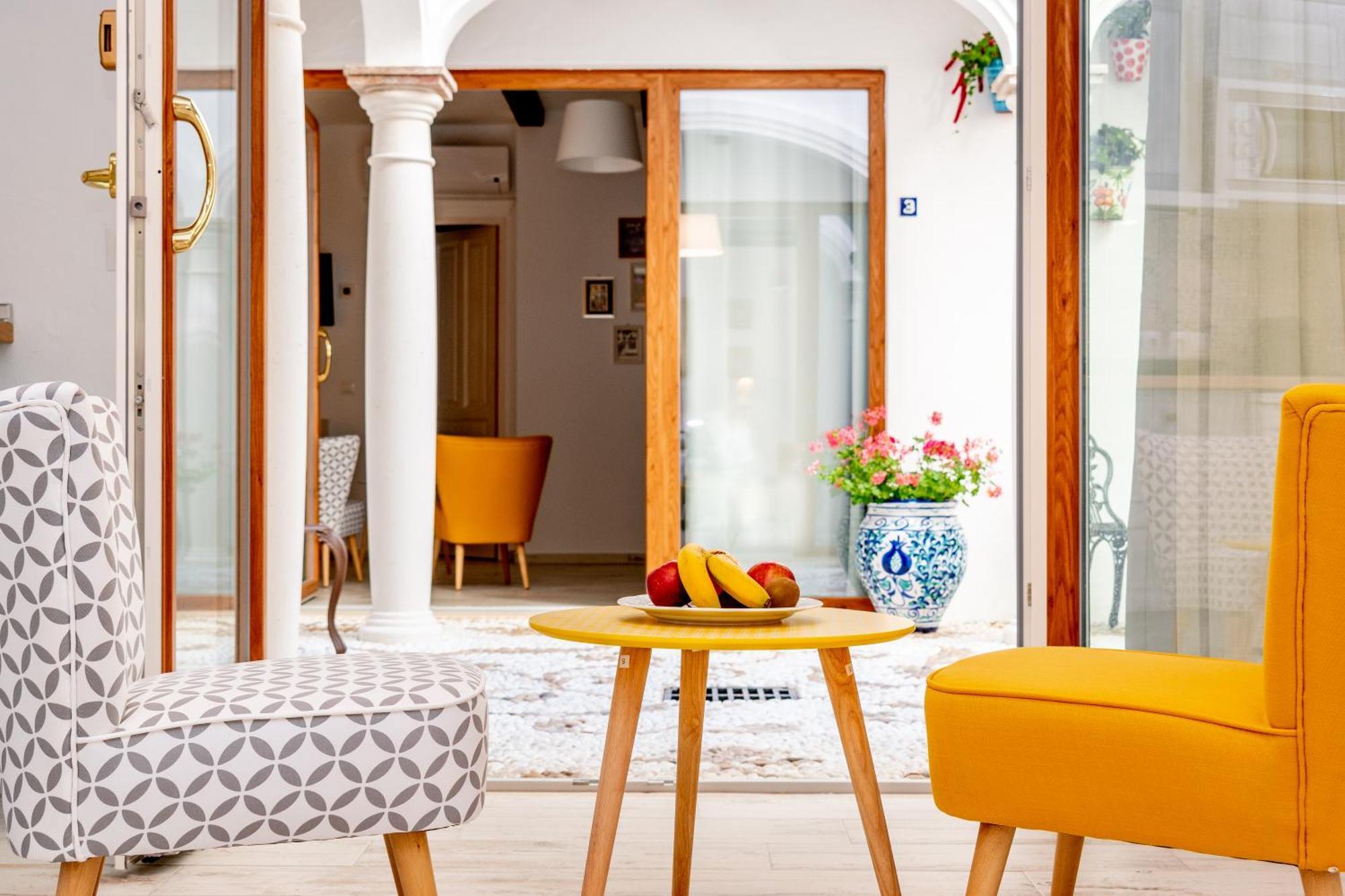 Casa Del Patio - Boutique Apartments (Adults Only) เอสเตโปนา ภายนอก รูปภาพ