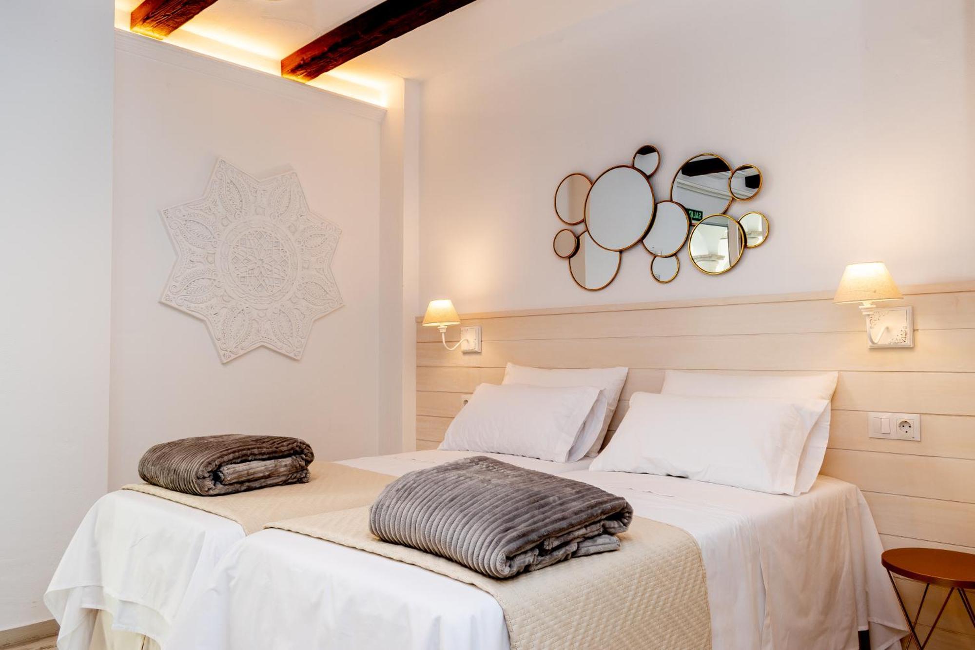 Casa Del Patio - Boutique Apartments (Adults Only) เอสเตโปนา ภายนอก รูปภาพ