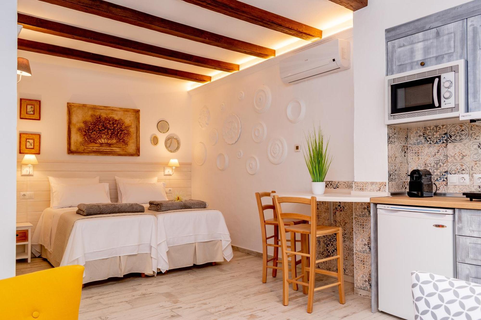Casa Del Patio - Boutique Apartments (Adults Only) เอสเตโปนา ภายนอก รูปภาพ