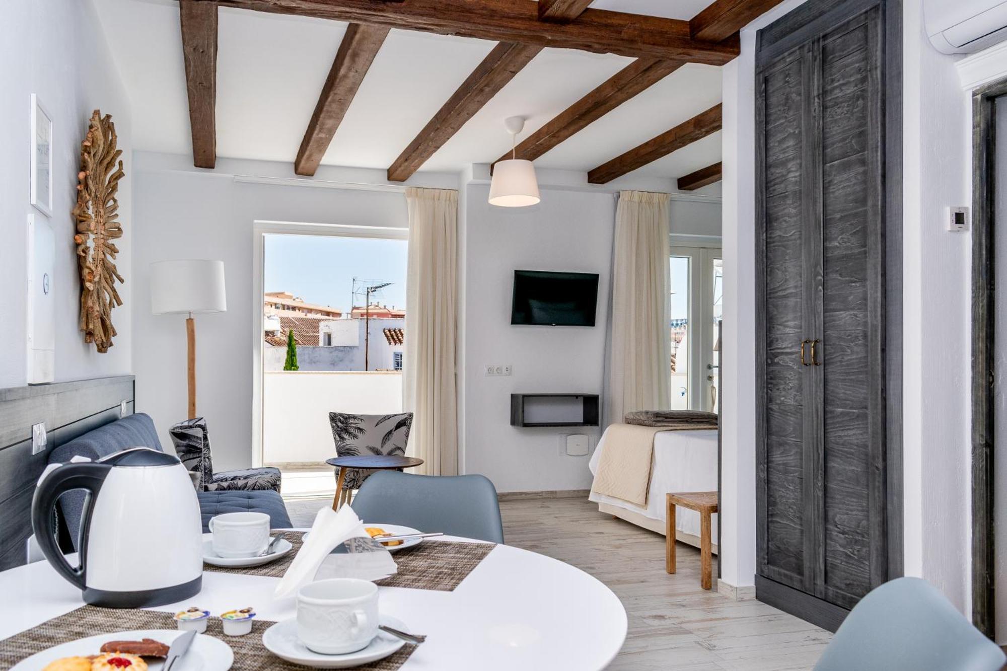Casa Del Patio - Boutique Apartments (Adults Only) เอสเตโปนา ภายนอก รูปภาพ