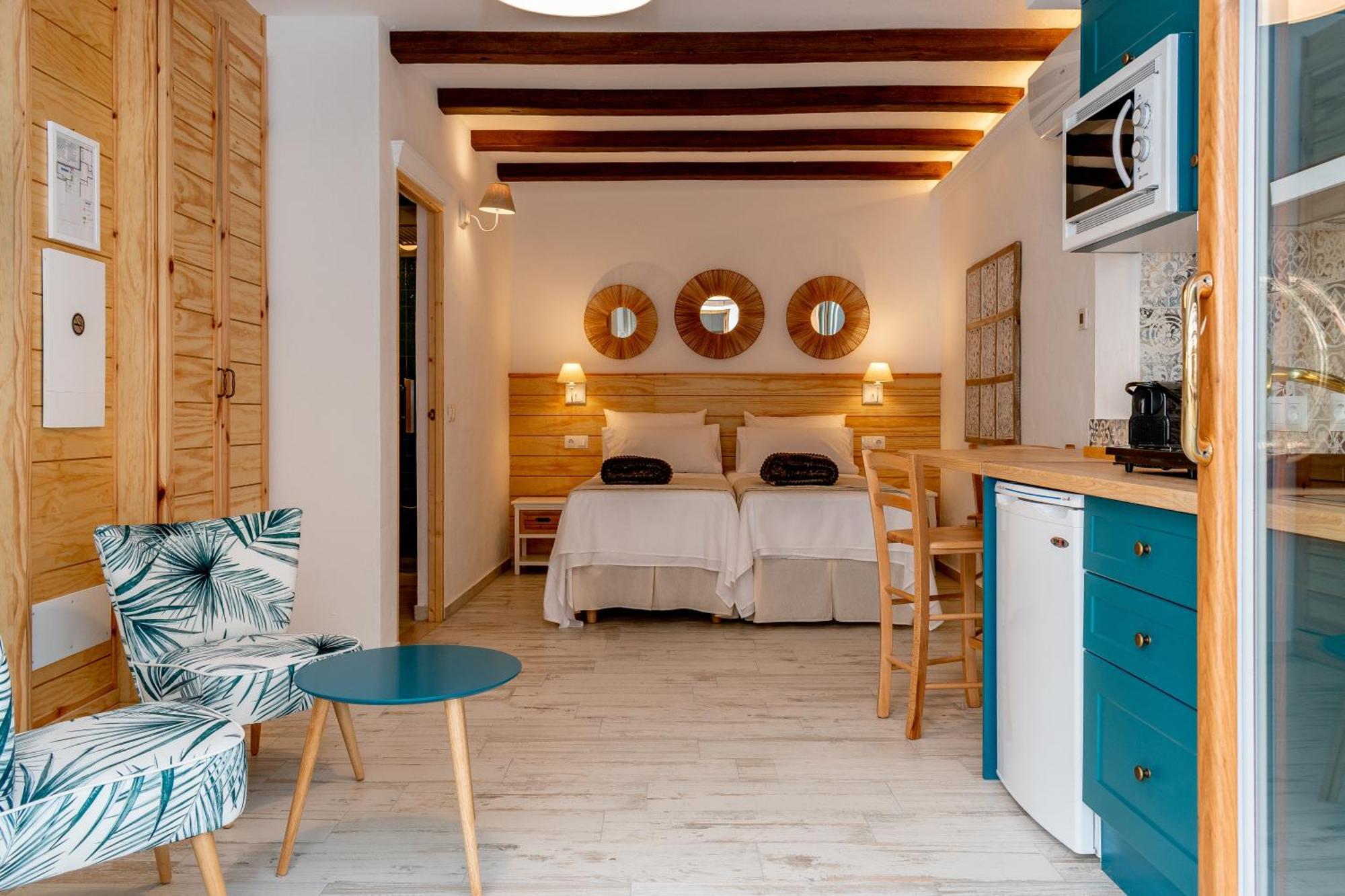 Casa Del Patio - Boutique Apartments (Adults Only) เอสเตโปนา ภายนอก รูปภาพ