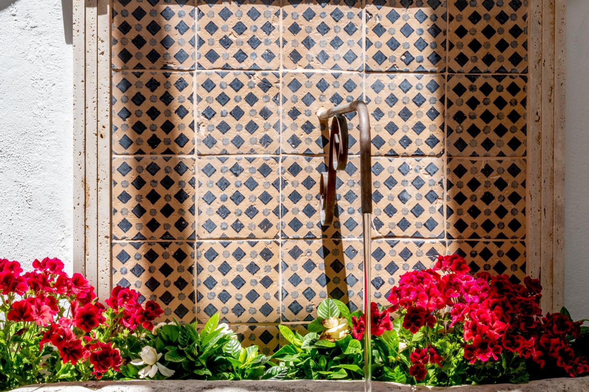 Casa Del Patio - Boutique Apartments (Adults Only) เอสเตโปนา ภายนอก รูปภาพ